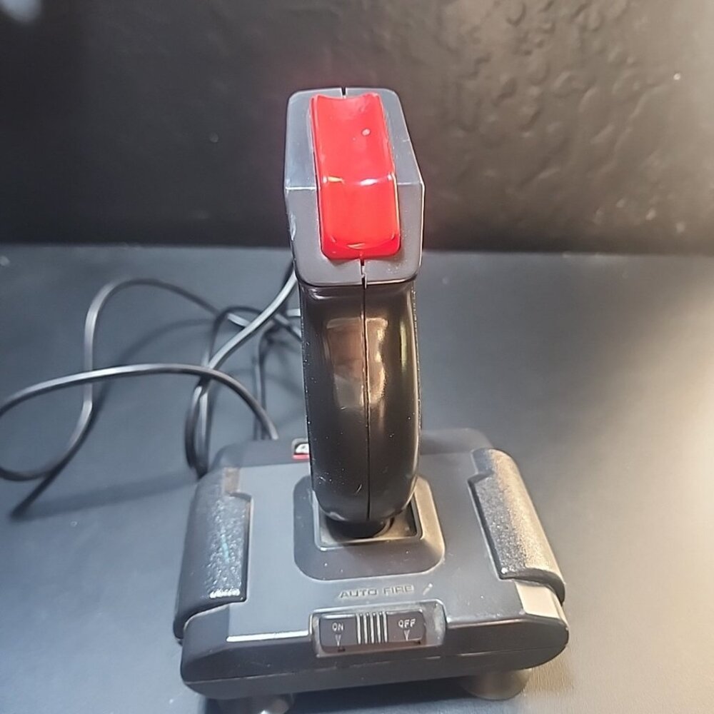S.V.I 102- Plus   "Quick shot 2 +" Vintage Retro Video Gaming Controller